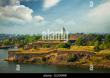 Schönen Sommer Luftaufnahme der Seefestung Suomenlinna (Sveaborg) in Helsinki, Finnland Stockfoto