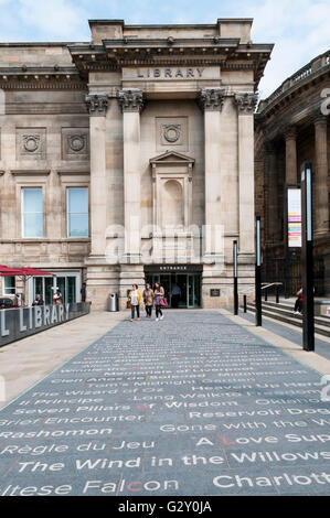 Die Zentralbibliothek in William Brown Street, Liverpool. Stockfoto