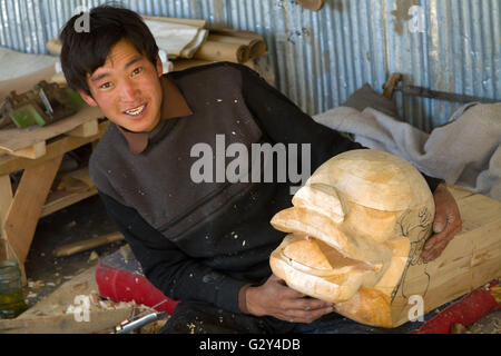 Restaurierungsarbeiten im Gandan Kloster, Tibet. Stockfoto