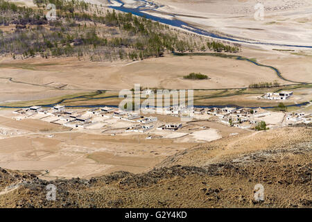 Dramatische Ausblicke über das Tal vom Kloster Gandan, Tibet, China. Stockfoto