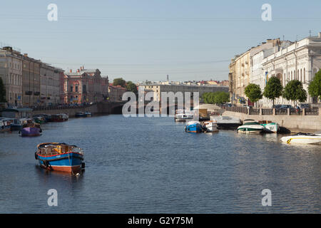 Ufer des Flusses Fontanka, Sankt Petersburg, Russland. Stockfoto