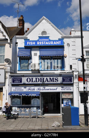 Oldham von Westcliff ist ein Familienbetrieb Fischrestaurant in Westcliff-On-Sea, Essex, 1967 gegründet Stockfoto