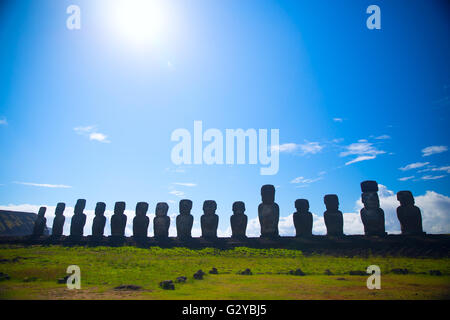 Moais am Ahu Tongariki (Osterinsel, Chile) Stockfoto