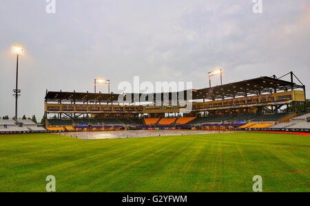 Baton Rouge, LA, USA. 4. Juni 2016. Alex Box Stadion während der NCAA Baton Rouge D1 regionale Spiel zwischen den Reis Eulen und die Southeastern Louisiana Löwen Alex Box-Stadion in Baton Rouge, Louisiana Stephen Lew/CSM/Alamy Live-Nachrichten Stockfoto