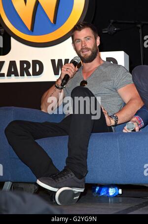 Philadelphia, PA, USA. 4. Juni 2016. Chris Hemsworth in Anwesenheit für Assistenten Welt, Pennsylvania Convention Center, Philadelphia, PA 4. Juni 2016. © Derek Sturm/Everett Collection/Alamy Live-Nachrichten Stockfoto