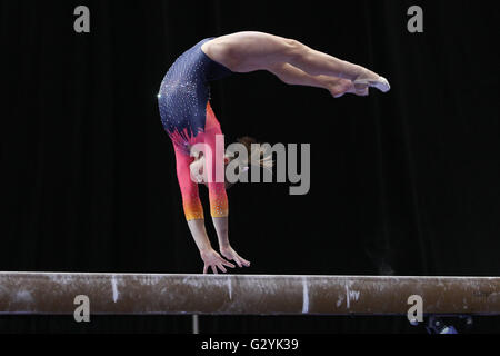 Hartford, CT, USA. 4. Juni 2016. Turnerin Ragan Smith (Texas Dreams) konkurriert während der senior Mehrkampf bei der 2016 Geheimnis US Classic in Hartford, CT. Melissa J. Perenson/CSM/Alamy Live News Stockfoto