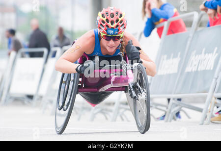 Aviles, Spanien. 4. Juni 2016. Sportler während der Paradhuatlon Kategorie 2016 Aviles ITU Duathlon World Championships am Center Niemeyer am 4. Juni 2016 in Aviles, Spanien. Bildnachweis: David Gato/Alamy Live-Nachrichten Stockfoto