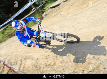 Fort William, Großbritannien. 5. Juni 2016. Marcelo Gutierrez Villegas auf die Weichen für den Downhill Mountainbike-Weltcup in Fort William, Schottland am 5. Juni 2016. Bildnachweis: Malcolm Gallone/Alamy Live-Nachrichten Stockfoto