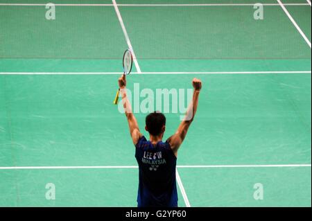 Jakarta, DKI Jakarta, Indonesien. 5. Juni 2016. JAKARTA, Indonesien - 05. Juni: Lee Chong Wei von Malaysia nach Sieg aus Jan O Jorgensen von Dänemark während Männer am 5. Juni 2016 einzeln in die Indonesia Open 2016 in Jakarta, Indonesien ist glücklich. Lee Chong Wei von Malaysia gewinnen Indonesia Open Badminton mit Partitur 17-21, 21-19 und 21-17. © Sijori Bilder/ZUMA Draht/Alamy Live-Nachrichten Stockfoto