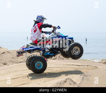 Bournemouth, Dorset, Großbritannien. Juni, 2016. Die jährlichen Räder Festival bringt Tausende von Besuchern in die Stadt am Meer. Stockfoto