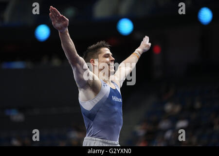 Hartford, Connecticut, USA. 5. Juni 2016. Turnerin Chris Brooks (Team Hilton/USOTC) wurde konkurriert in der Herren Allround-Finale bei den 2016 P & G-Meisterschaften in Hartford, CT. Brooks kam im zweiten, benannt, um die US-Nationalmannschaft und verdient eine Reise zu den 2016 Olympic Trials. Melissa J. Credit: Cal Sport Media/Alamy Live-Nachrichten Stockfoto