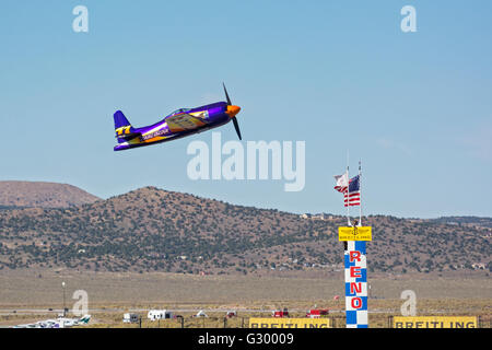 Nevada, Reno Air Races, unbegrenzte Air Racer "Rare Bear" F8F-2 Bearcat Stockfoto