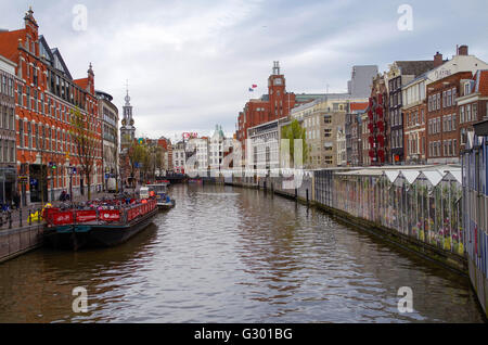 Weltweit einzige schwimmende Blumenmarkt in Amsterdam, Holland (2016) Stockfoto