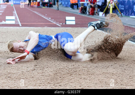 Großbritanniens Greg Rutherford in Aktion im Weitsprung der Männer während der IAAF Diamond League-Veranstaltung im Alexander Stadium, Birmingham. Stockfoto