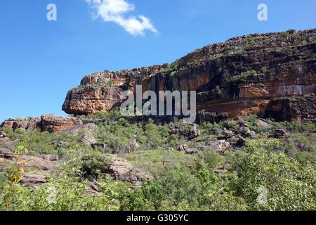 Blick auf Nourlangie Rock (Burrunggui) im Kakadu-Nationalpark, Northern Territory, Australien Stockfoto