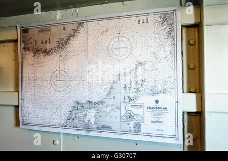 Karte von Nordjütland, Skagerrak und Ostsee auf HMS Caroline, Belfast, das letzte erhaltene Schiff aus der Schlacht von Jütland. Stockfoto