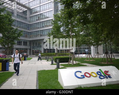 Campus von Google in Beijin, wo das Unternehmen ein Forschungszentrum beizubehalten, auch wenn Service Verbot von Land ist Stockfoto