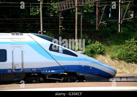 Pendolino Zug in Gdansk Glowny Bahnhof Danzig Polen Stockfoto