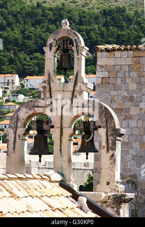 Kroatien, Dubrovnik, der ummauerten Altstadt Glockenturm Stockfoto