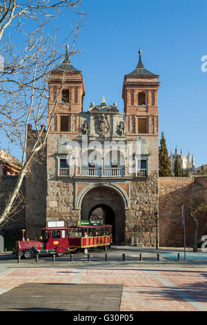 Puerta del Cambrón (Gate) in Toledo, Spanien. Stockfoto