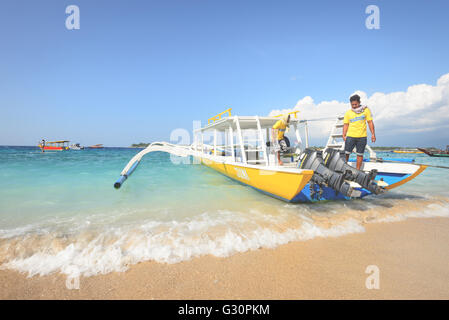 Boote von Gili Trawangan Insel in Indonesien verankert Stockfoto