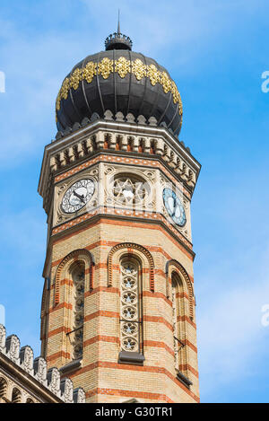 Detail der Dohany Utca (auch bekannt als The Great) Synagoge in der jüdischen Viertel von Budapest, Ungarn. Stockfoto