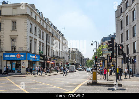 Gloucester Road in London ist ein beliebter Touristenort in der Nähe von Museen, darunter das Natural History Museum Stockfoto