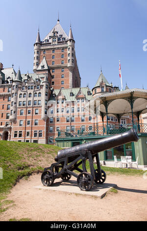 QUEBEC CITY - 23. Mai 2016: The Château Frontenac ist ein grand Hotel in Quebec Stadt, Quebec, Kanada. Es wurde eine nationale bezeichnet. Stockfoto