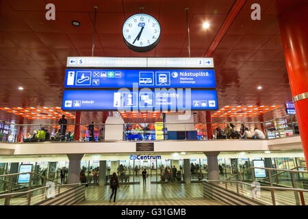 Prag, Tschechische Republik, CD Centrum in Prag Hauptbahnhof Stockfoto