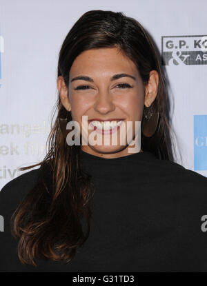 Hollywood, CA, USA. 5. Juni 2016. 5. Juni 2016 - Hollywood, Kalifornien - Niki Vakali. Anreise für die 2016 statt LA griechischen Film Festival Premiere von "Worlds Apart" in der ägyptischen Theater. Bildnachweis: Birdie Thompson/AdMedia Credit: Birdie Thompson/AdMedia/ZUMA Draht/Alamy Live-Nachrichten Stockfoto