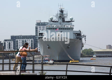 HMS Bulwark abgebildet in Greenwich in London im Jahr 2016 Stockfoto