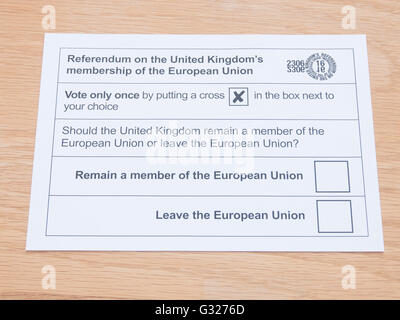 Exeter UK 7. Juni 2016 EU Referendum Stimmabgabe durch Briefwahl Stockfoto