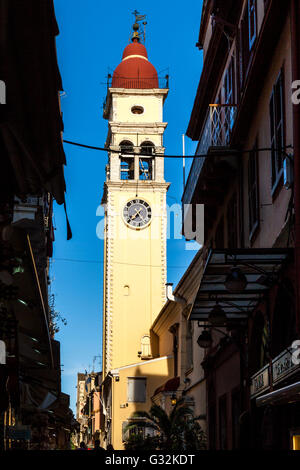 Die Bell Tower St. Spyridon Kirche, Altstadt von Korfu, Korfu, Griechenland Stockfoto