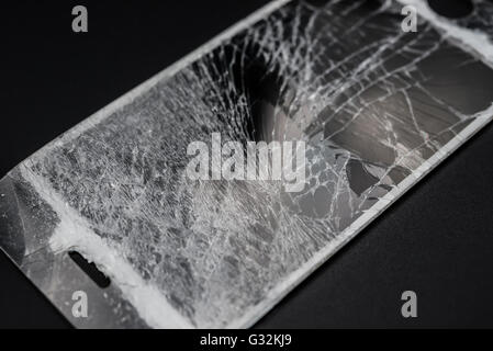 Nahaufnahme eines zerbrochenen Bildschirm eines smart phone Stockfoto