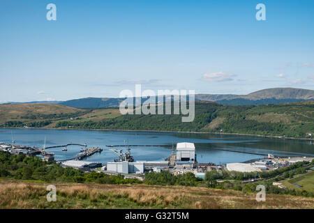 Ansicht der Royal Navy Base, Clyde, in Faslane am Gare Loch in Argyll und Bute Schottland Vereinigtes Königreich Stockfoto