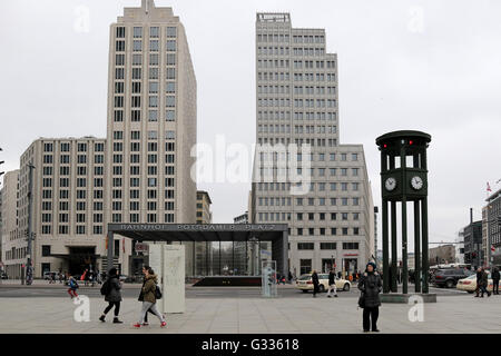 Berlin, Berlin, Deutschland, Beisheim Center (links) und Biophysik am Potsdamer Platz, das Beisheim Center (links) und der Biophysik-am Potsdamer Platz Stockfoto