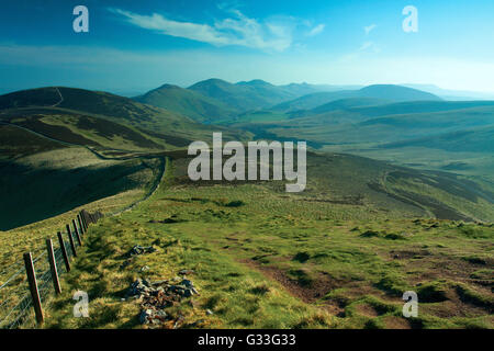 Castlelaw Hill, Turnhouse Hill, Carnethy Hügel und verbrühen Gesetz von Allermuir Hill, Pentland Hills, Pentland Hills Regional Park Stockfoto