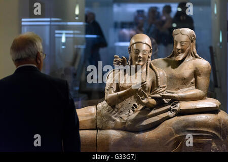 Rom. Italien. Sarkophag des späten 6. Jahrhundert v. Chr. nationalen etruskischen Museums der Villa Giulia, der Ehegatten. Stockfoto