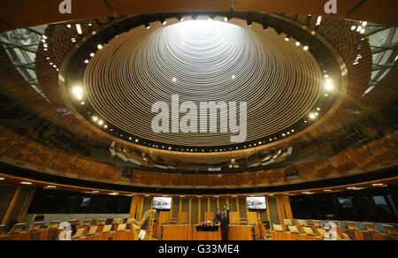 Der Senedd in Cardiff, vor der Eröffnung der Nationalversammlung von Königin Elizabeth II. Stockfoto