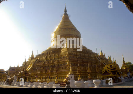 Asien, Wezigon Paya, Nyaung U, Bagan, Myanmar (Burma) Stockfoto