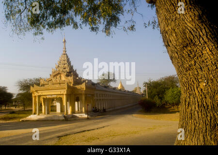 Asien, Wezigon Paya, Nyaung U, Bagan, Myanmar (Burma) Stockfoto