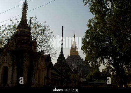 Ananda Pahto Pagode in Old Bagan, Bagan, Myanmar (Burma) Stockfoto