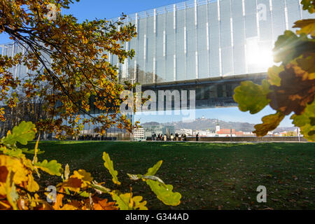 Blick vom Lentos Kunstmuseum auf Urfahr und Pöstlingberg, Österreich, Oberösterreich, OÖ Zentralraum, Linz Stockfoto