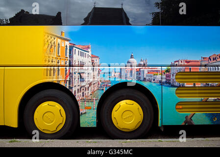 Detail aus einem Reisebus in Edinburgh, Schottland, Großbritannien. Stockfoto