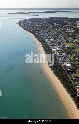 Luftbild, Strand und Ocean Park, Fraser Island hinter Hervey Bay, Queensland, Australien Stockfoto