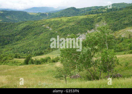 Das Dorf von Grizzana Morandi, in der nördlichen italienischen Landschaft. Stockfoto