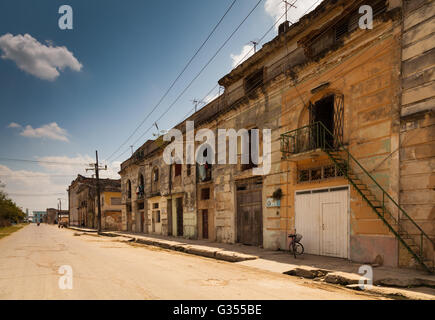 Alte Straße in Colón, Kuba Stockfoto