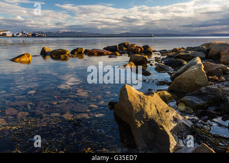 Die Küste von Vadsoya, Vadso, Finnmark, Norwegen. Stockfoto