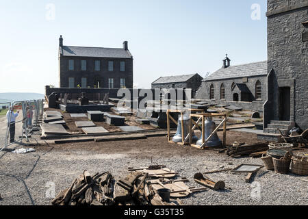 Ein Mock-up von Haworth Pfarrhaus als Filmkulisse für Sallys BBC-Produktion zu gehen unsichtbar Stockfoto