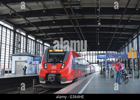 Am Bahnhof Zoo, Charlottenburg, Berlin, Deutschland Stockfoto
